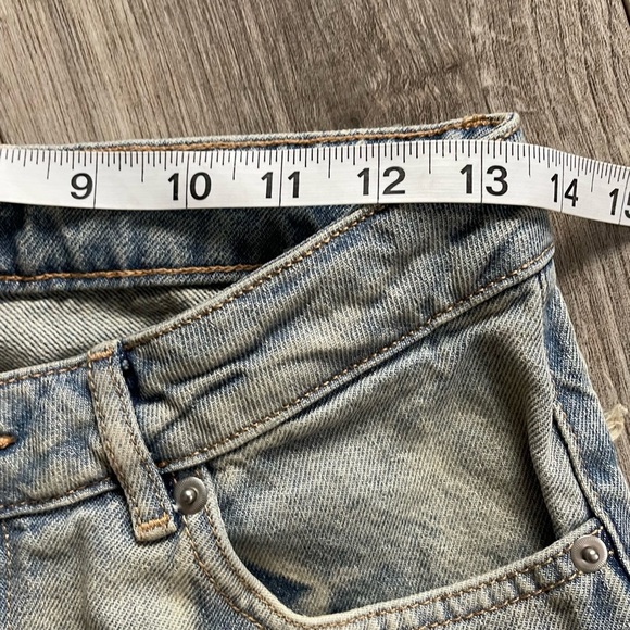 H&M Wide Flare Jeans NWT - Picture 7 of 10